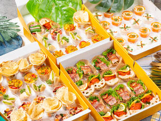 <香るモダンエスニック>ライトプラン　15名～　一人1300円