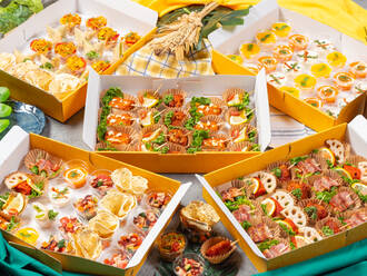 <香るモダンエスニック>炭火焼（タンドール）プラン　8名様～　一人2300円